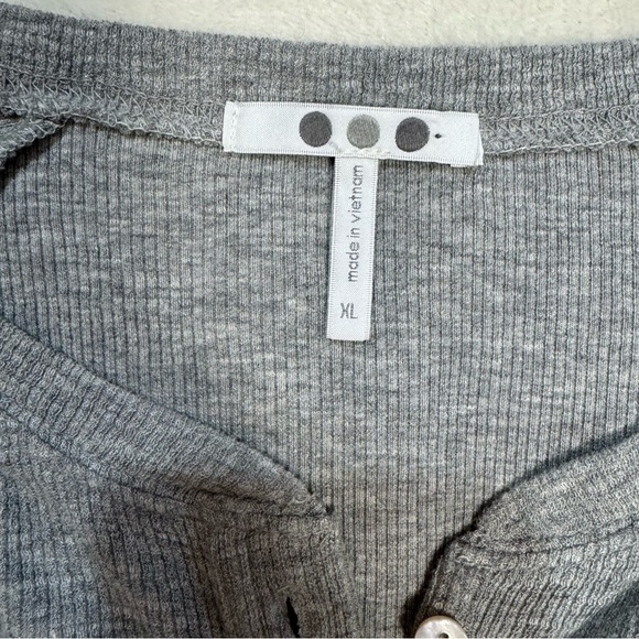 NWT New Three Dots Long Sleeve Henley Grey Top Size XL - Picture 8 of 8